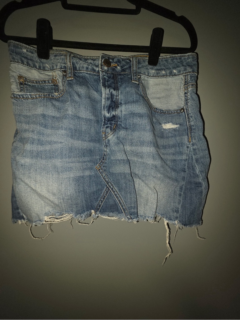 American Eagle Outfitters Light Blue Distressed Denim Mini Skirt